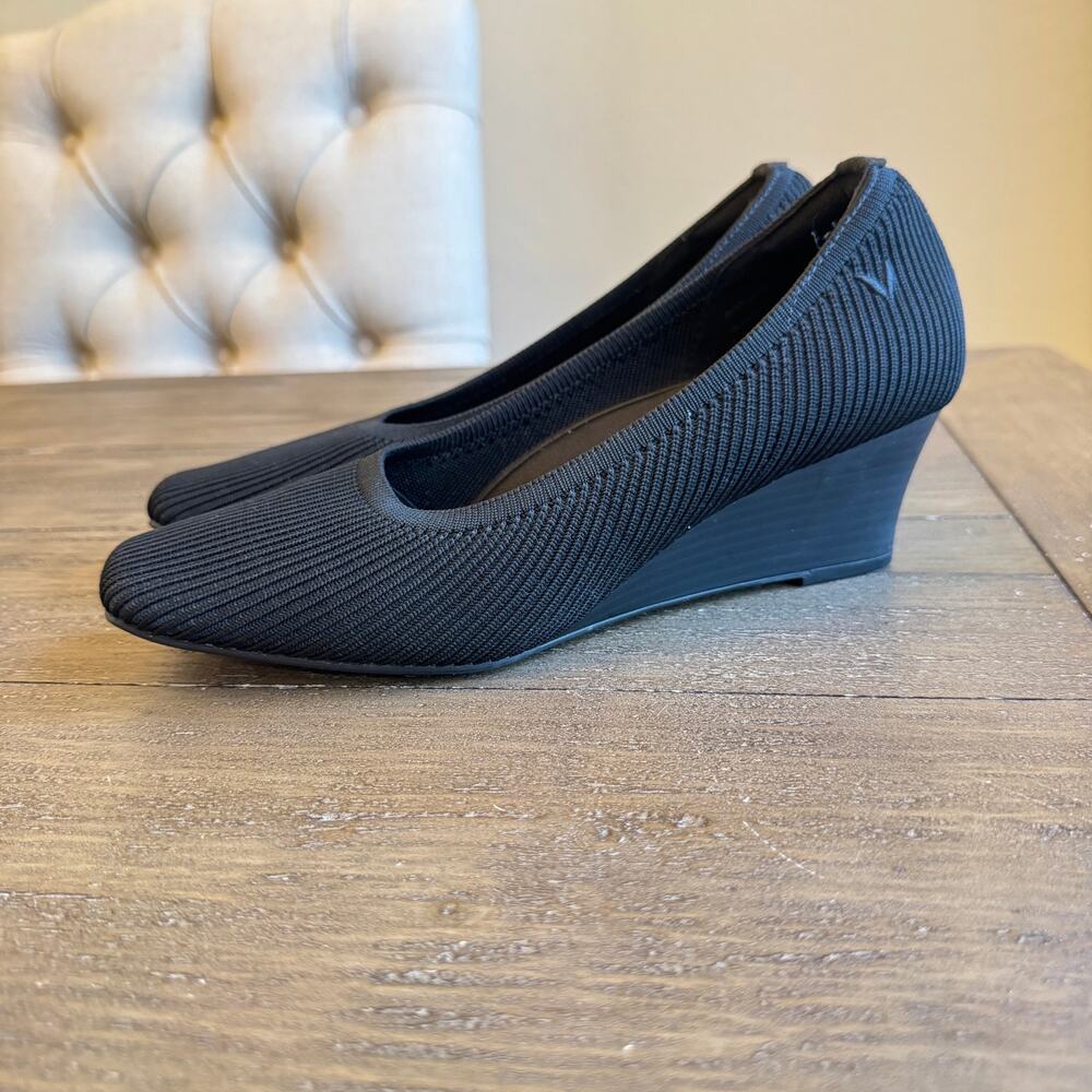 Vivaia Margot Square-Toe Wedge Pump Women's US 7-7.5 EU 38 Minimalist Comfort